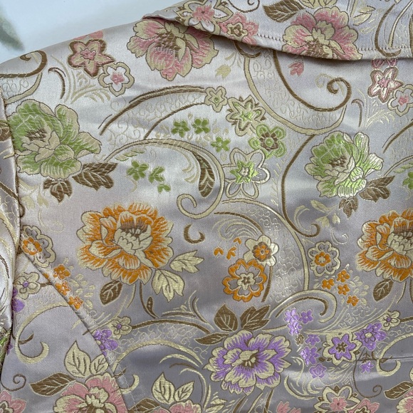 Robert Louis New York Vintage Ornate Floral Silk Jacket - Picture 6 of 10